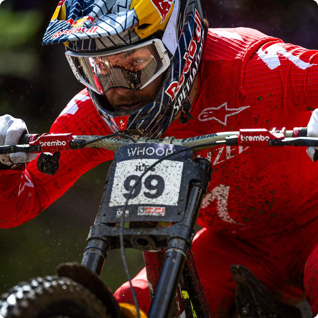 Iles Takes Leogang WC
